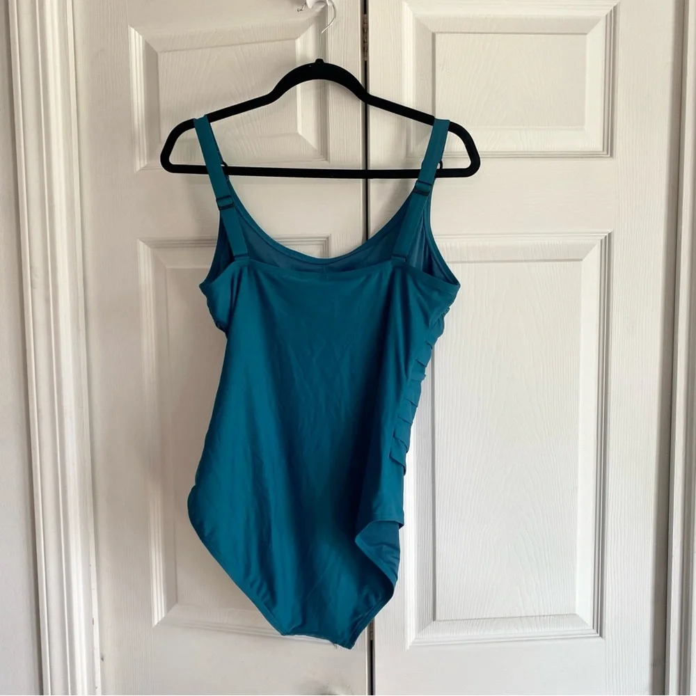 DKNY one-piece swimsuit BLUE LARGE - Picture 3 of 4